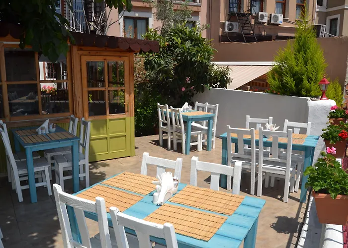 Tulip House Стамбул