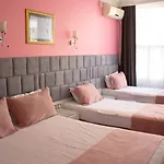 Tulip House 아파트 *