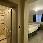 Tulip House 아파트 *