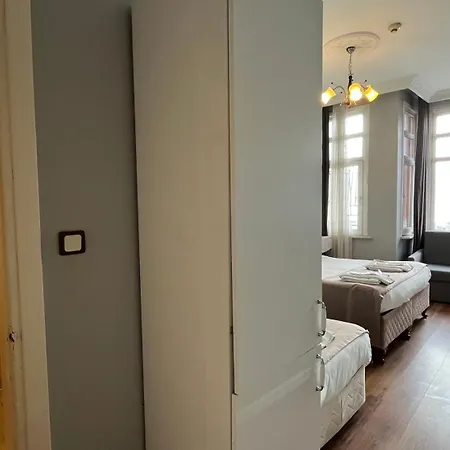Tulip House Hotell