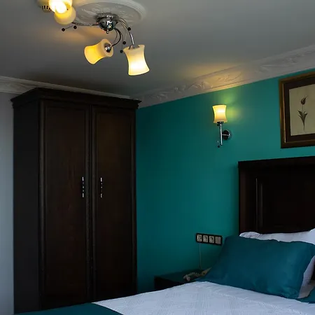 Hotell Tulip House